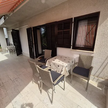 Krebel - Location 4minute Walk Beach, Strand, Apartment Porec